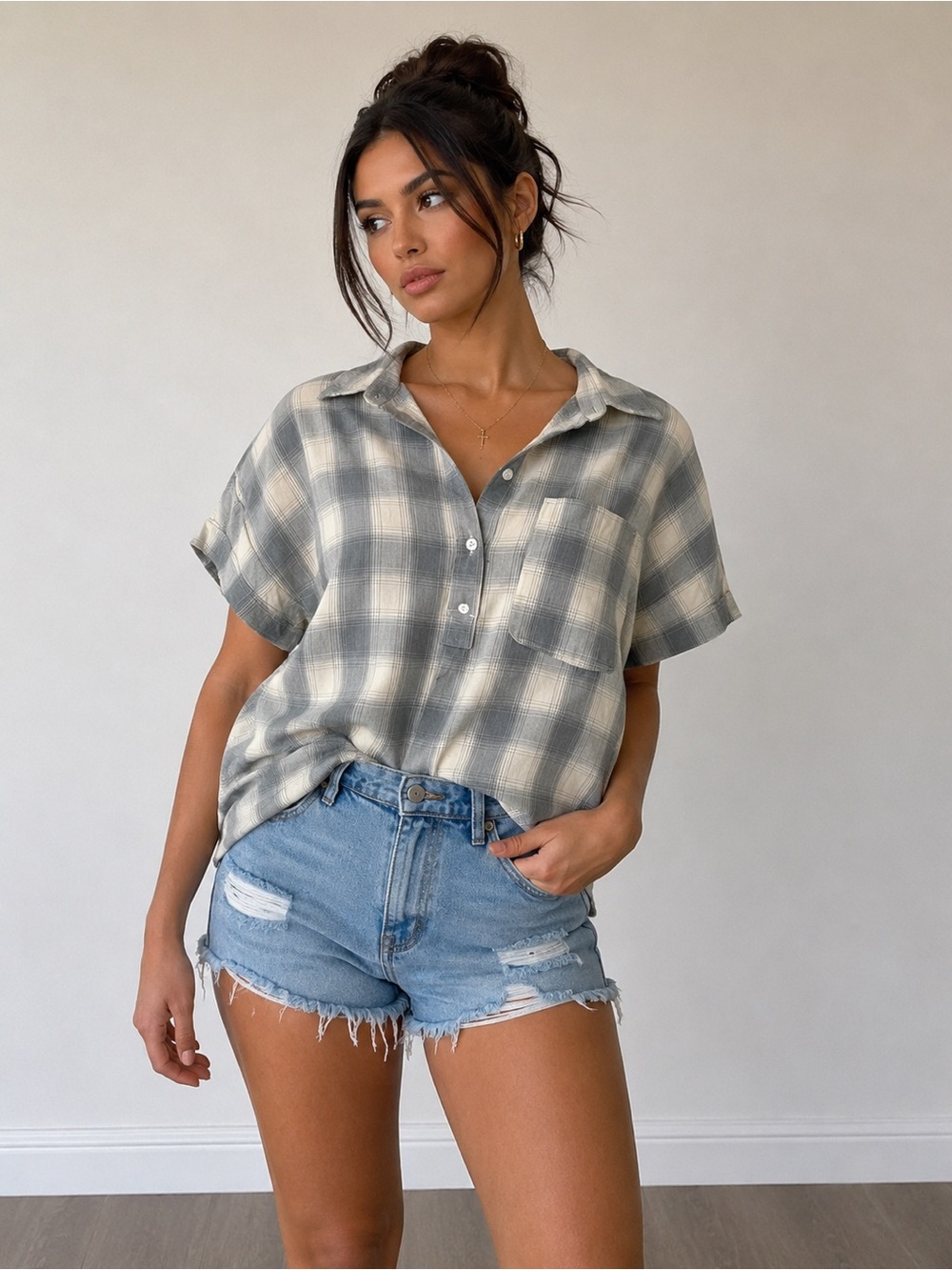 🤍 The North Face Plaid Button-Up Shirt
